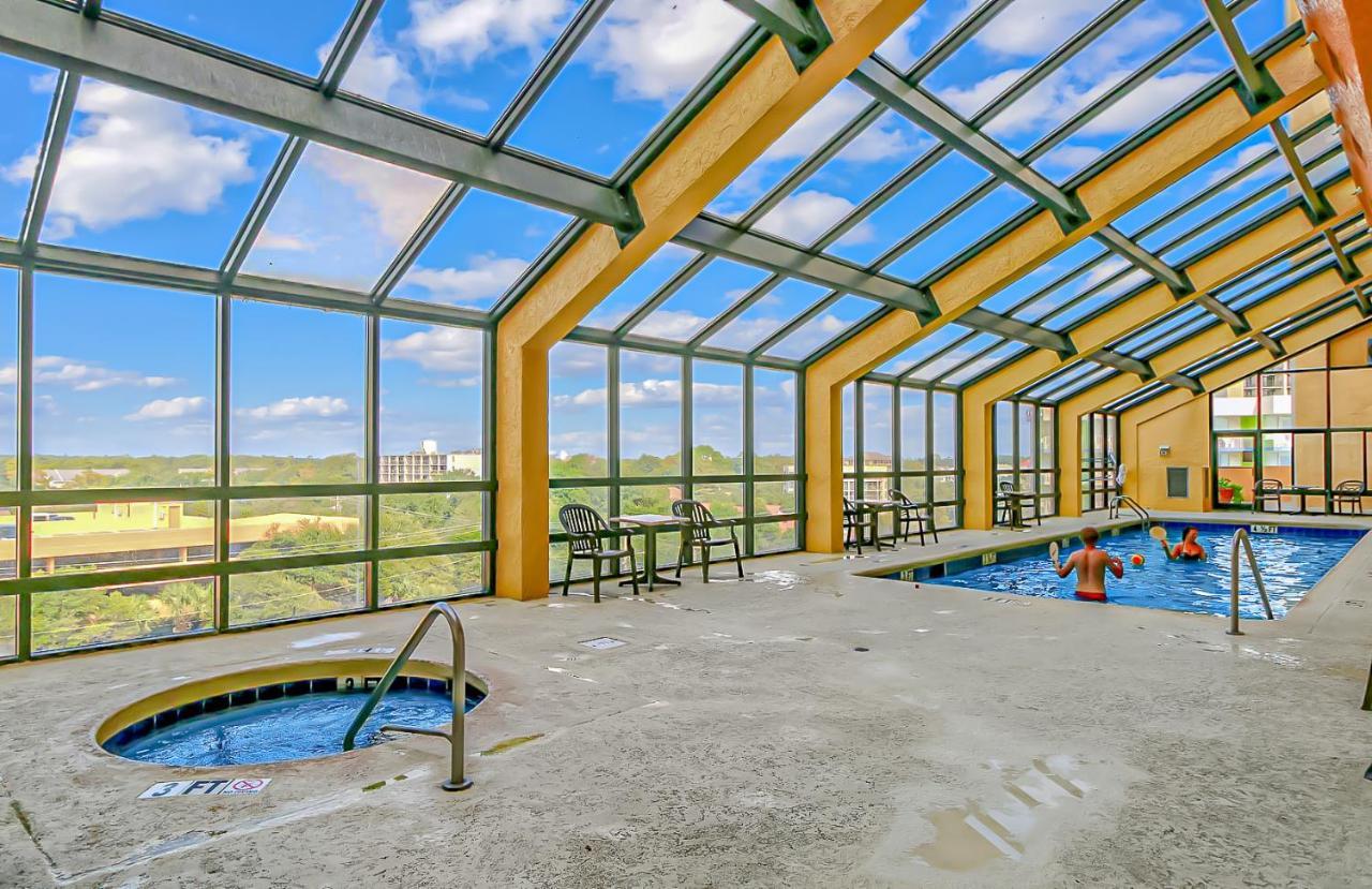 Ocean View King Suite With Modern Decor And Accents - Caravelle Resort 605 Sleeps 4 Guests Myrtle Beach Exterior foto