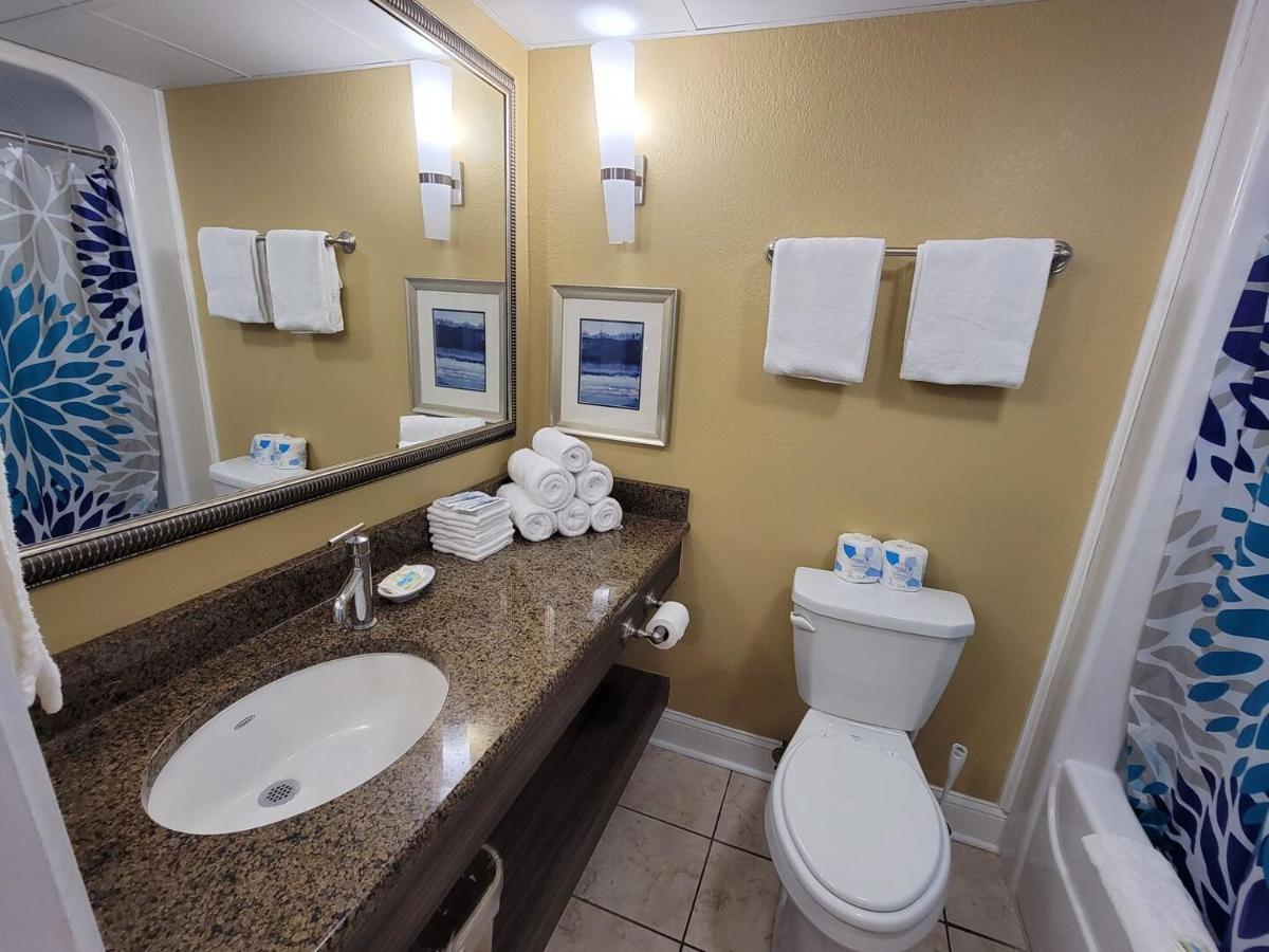 Ocean View King Suite With Modern Decor And Accents - Caravelle Resort 605 Sleeps 4 Guests Myrtle Beach Exterior foto